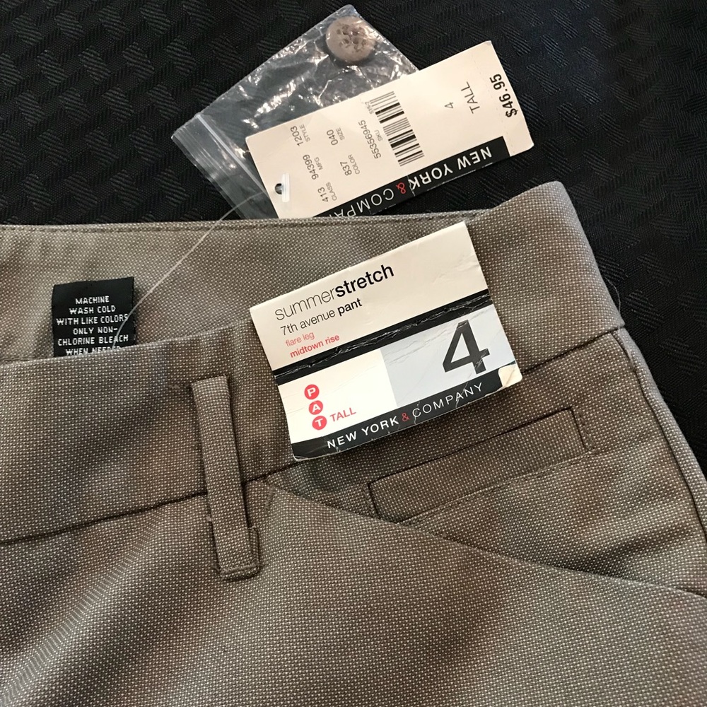 Women’s Summer stretch 7th avenue pant.